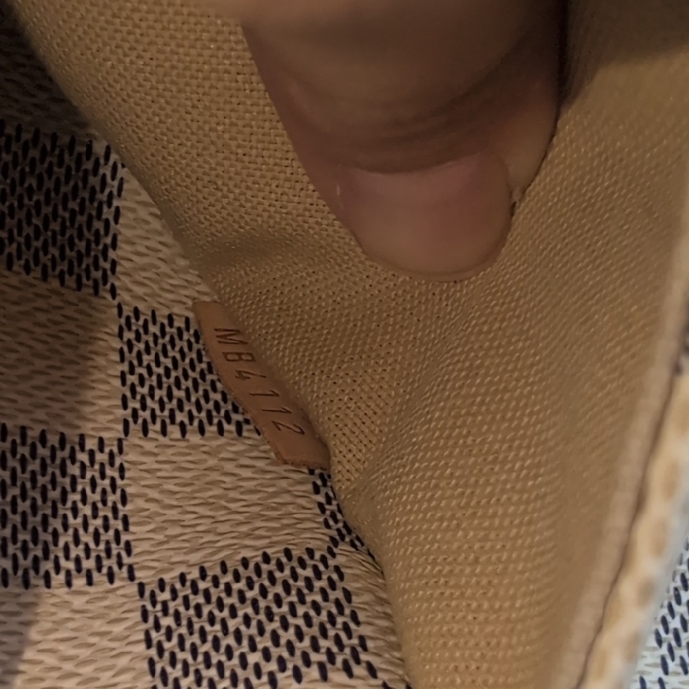 Louis Vuitton Totally MM Damier Azur - Picture 16 of 17
